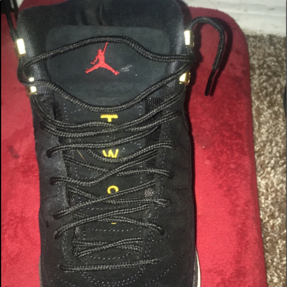 Jordan 12s reverse taxis